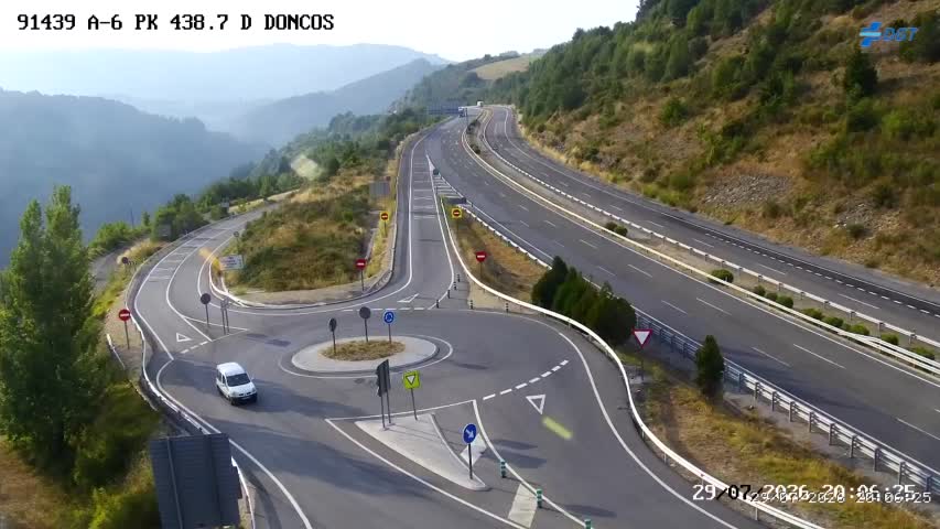 Cámara Vega de Valcarce (Km 438)