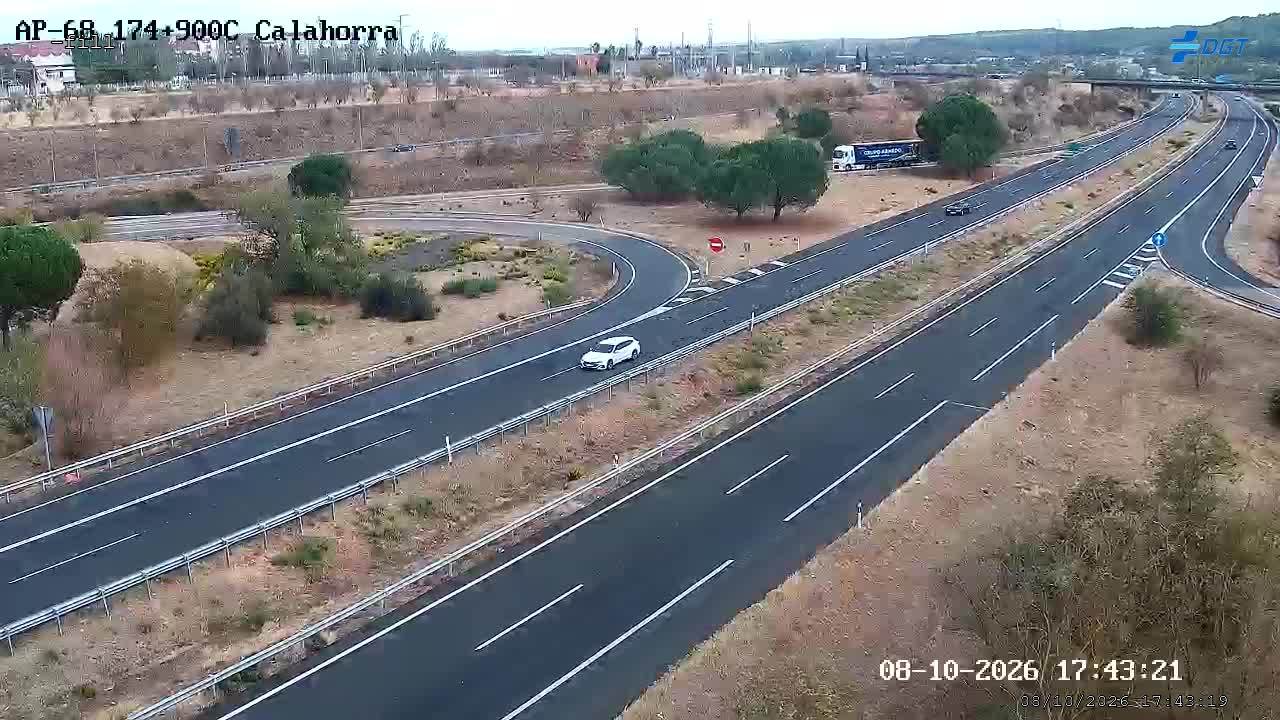 Cámara de tráfico en la AP-68, km 174.9