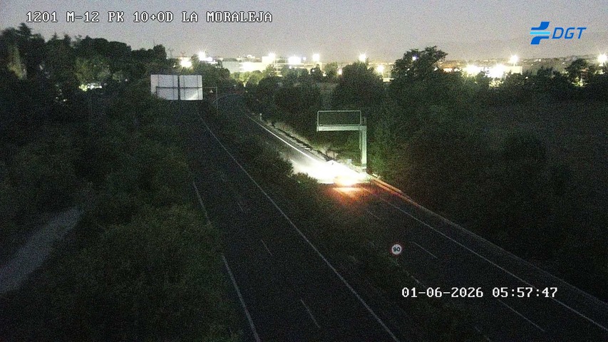 Madrid — M-12 km 10