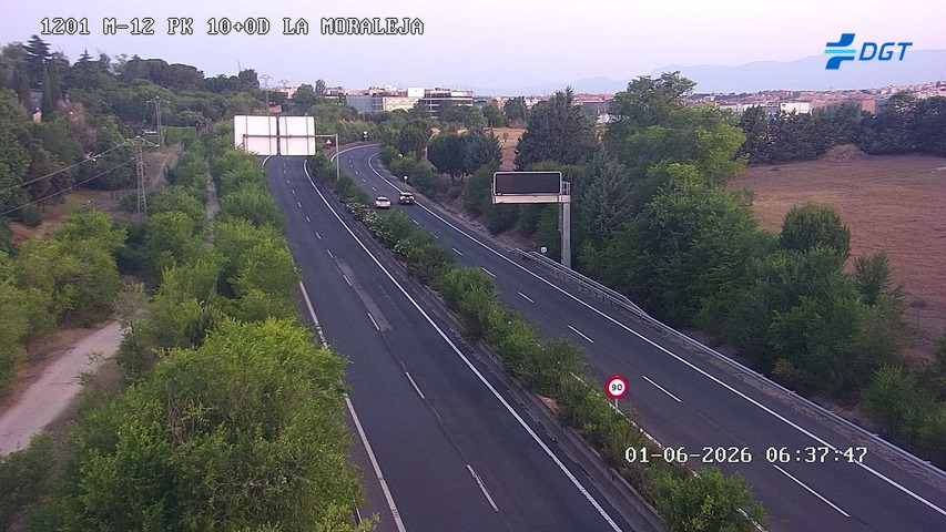Madrid — M-12 km 10