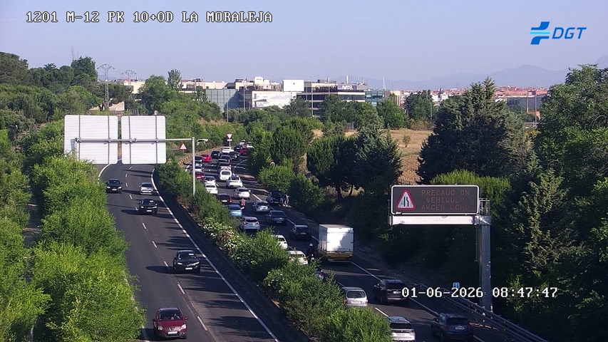 Madrid — M-12 km 10