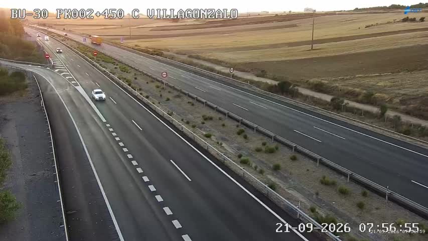 Cámara Burgos KM BU-30 2.45