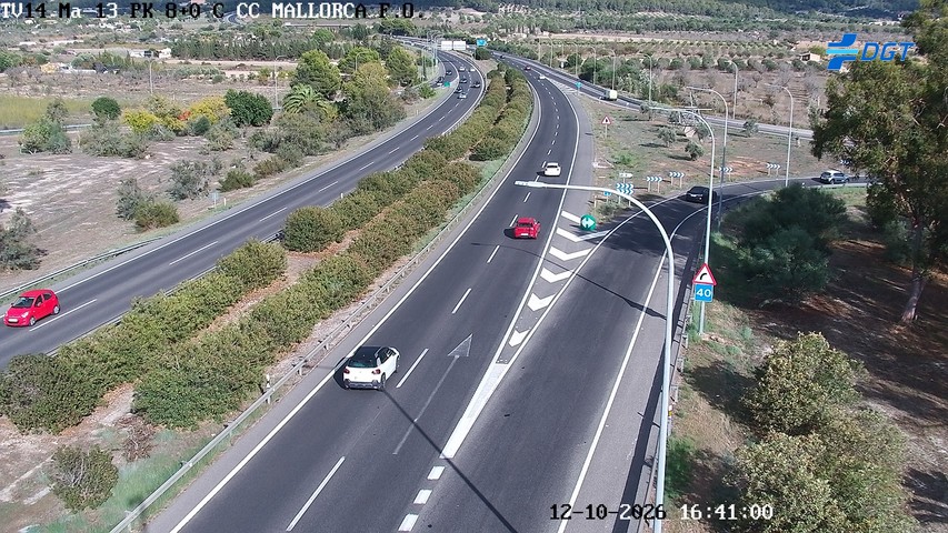 Cámara de tráfico en la MA-13, km 8.0