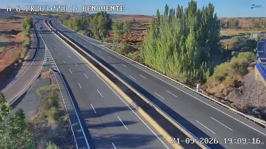 Cámara Paradores de Castrogonzalo (Km 263.5)