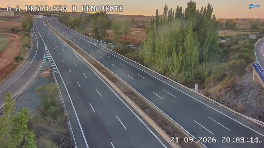 Cámara Paradores de Castrogonzalo (Km 263.5)