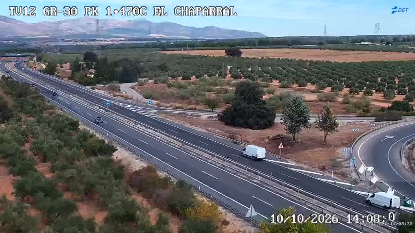 Cámara de tráfico en la GR-30, km 1.47