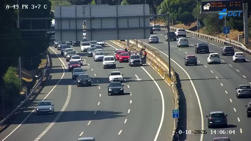 Cámara de tráfico en la A-49, km 3.7