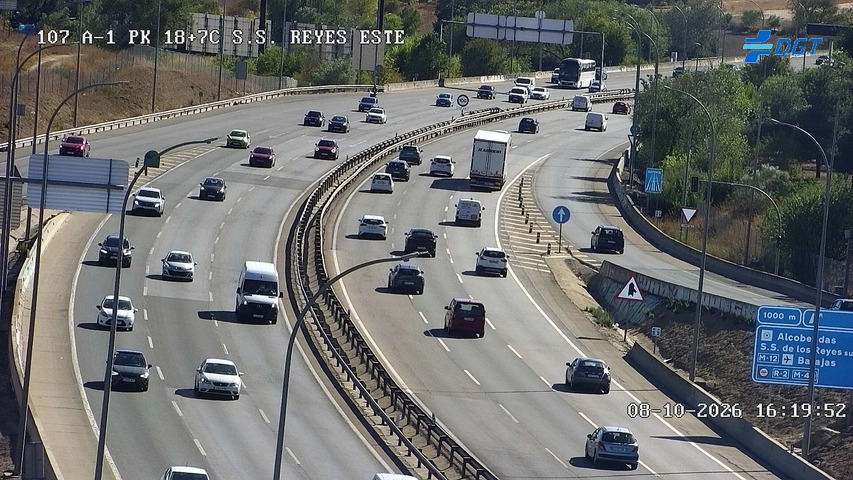 Cámara de tráfico en la A-1, km 18.7, provincia de Madrid