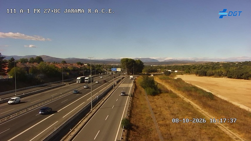 Cámara de tráfico en la A-1, km 27.8, provincia de Madrid