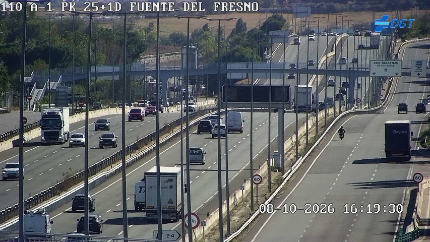 Cámara de tráfico en la A-1, km 25.1, provincia de Madrid