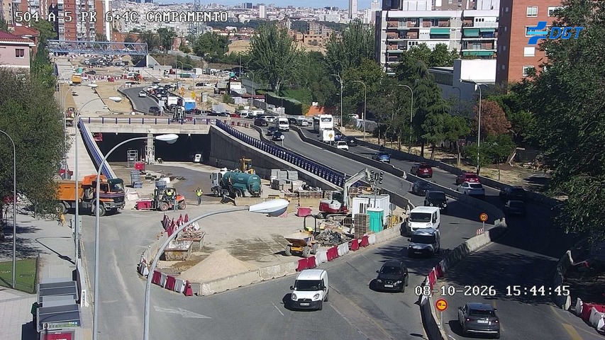 Cámara de tráfico en la A-5, km 6.4