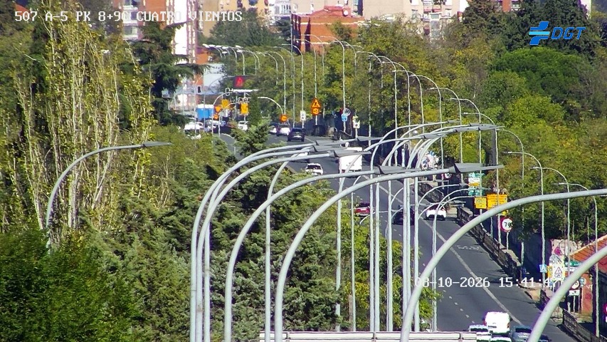 Cámara de tráfico en la A-5, km 8.9